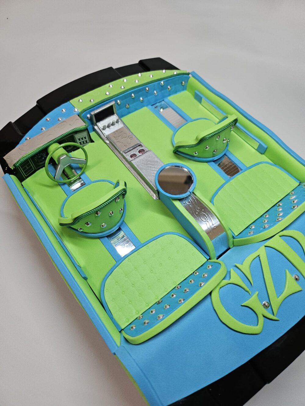 GZD Chrome Lime Custom Lowrider Interior
